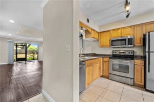 10155 SAILWINDS BOULEVARD, LARGO, FL 33773 Sold 03/18/25
