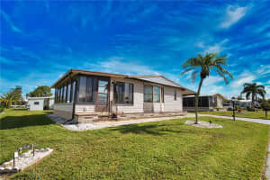 305 LAS MARIA, NORTH PORT, FL 34287 - MLS#MFRTB8303054