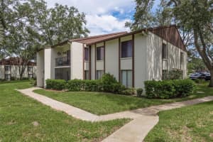 1700 PINE RIDGE WAY, PALM HARBOR, FL 34684 Sold 11/13/24