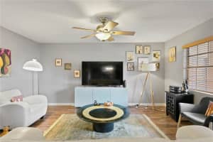 6100 GULFPORT BOULEVARD, GULFPORT, FL 33707 Sold 01/03/25