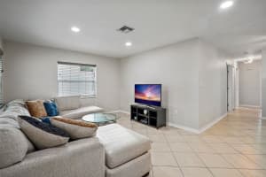 1775 MASSACHUSETTS AVE NE, ST PETERSBURG, FL 33703 Sold 10/28/24