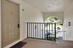 3134 LAKE PINE WAY, TARPON SPRINGS, FL 34688 Sold 02/14/25