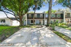 1237 ABBEY CRESCENT LANE, CLEARWATER, FL 33759 Sold 11/04/24