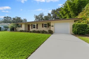 3884 MELGERT LANE, SARASOTA, FL 34235 Sold 10/31/24