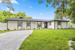 616 FONTANA LANE, BRADENTON, FL 34209 Sold 02/24/25