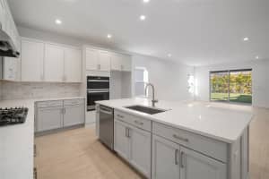 6216 BROAD FIELD AVENUE, APOLLO BEACH, FL 33572 Sold 05/23/25