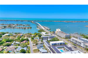 2525 BAY DRIVE, BELLEAIR BLUFFS, FL 33770 Sold 03/19/25