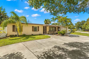 3808 CAPE VISTA DRIVE, BRADENTON, FL 34209 Sold 10/25/24
