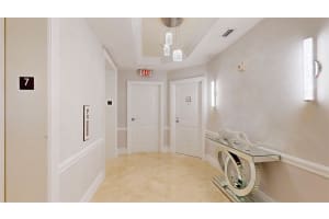 450 KNIGHTS RUN AVENUE, TAMPA, FL 33602 - MLS#MFRTB8303909