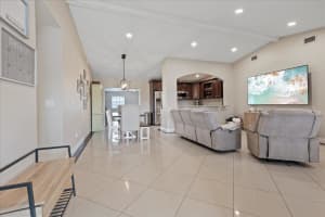 819 SETTLERS ROAD, TAMPA, FL 33613 Sold 11/15/24