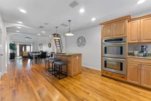 2807 BAYSHORE BOULEVARD, TAMPA, FL 33629 Sold 10/24/24