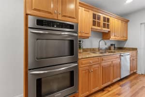2807 BAYSHORE BOULEVARD, TAMPA, FL 33629 Sold 10/24/24