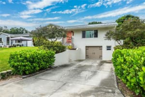 1300 46TH AVENUE, SAINT PETERSBURG, FL 33703 Sold 10/30/24
