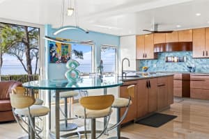 1814 MARINER DRIVE, TARPON SPRINGS, FL 34689 Sold 06/04/25