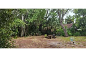5013 9TH AVENUE, GULFPORT, FL 33707 Sold 10/24/24