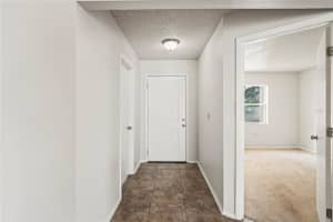 318 MONTEBELLO COURT, LAKELAND, FL 33809 Sold 03/03/25