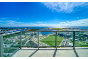 301 1ST STREET, ST PETERSBURG, FL 33701 Sold 05/16/25
