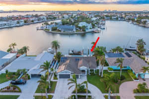2829 SKIMMER POINT DRIVE, GULFPORT, FL 33707 Sold 03/27/25