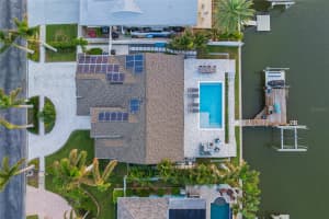2829 SKIMMER POINT DRIVE, GULFPORT, FL 33707 Sold 03/27/25