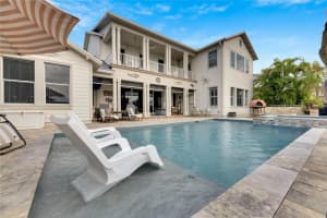 718 ISLEBAY DRIVE, APOLLO BEACH, FL 33572 Sold 11/04/24