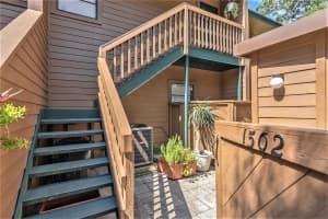 1502 LENNOX ROAD, PALM HARBOR, FL 34683 Sold 03/14/25