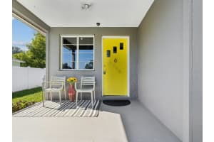 2710 37TH AVENUE, SAINT PETERSBURG, FL 33713 Sold 11/27/24