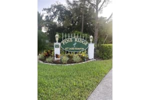 1261 PINE RIDGE CIRCLE, TARPON SPRINGS, FL 34688 Sold 03/17/25