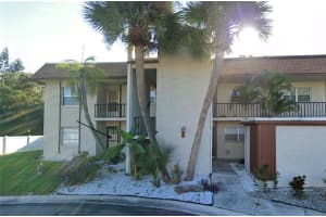 2750 BAY DRIVE, LARGO, FL 33771 Sold 10/04/24