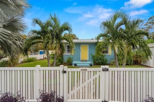 1817 53RD STREET, GULFPORT, FL 33707 Sold 10/18/24