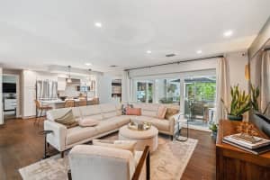 955 SERPENTINE DRIVE, SAINT PETERSBURG, FL 33705 Sold 11/09/24