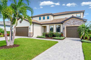 15627 WHITE LINEN DRIVE, BRADENTON, FL 34211 Sold 01/06/25