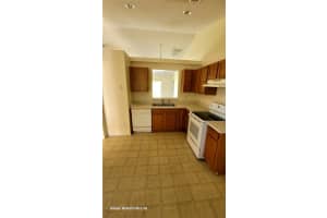 318 SOMERSET DRIVE, DAVENPORT, FL 33897 Sold 01/07/25