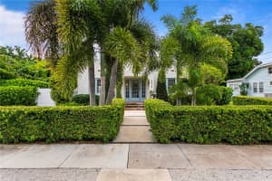 2327 7TH AVENUE, BRADENTON, FL 34205 Sold 11/07/24
