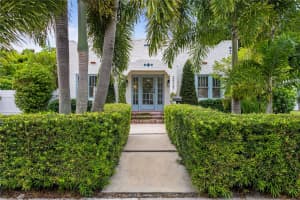 2327 7TH AVENUE, BRADENTON, FL 34205 Sold 11/07/24