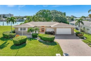 400 MIDWAY ISLAND, CLEARWATER BEACH, FL 33767 Sold 10/30/24