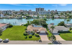 400 MIDWAY ISLAND, CLEARWATER BEACH, FL 33767 Sold 10/30/24