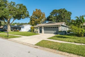 103 FOREST CIRCLE, SAFETY HARBOR, FL 34695 Sold 11/15/24
