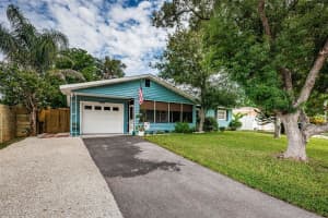 8555 76TH AVENUE, SEMINOLE, FL 33777 Sold 02/25/25