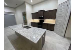 7987 LAKE JAMES BOULEVARD, LAKELAND, FL 33810 Sold 02/21/25