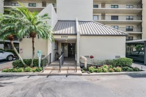 2700 COVE CAY DRIVE, CLEARWATER, FL 33760 Sold 02/25/25