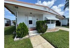 2331 BELLEAIR RD #Lot 237, CLEARWATER, FL 33764 - MLS#MFRTB8305789