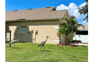 1127 BARCLAY WOOD DR, RUSKIN, FL 33570 Sold 05/01/25
