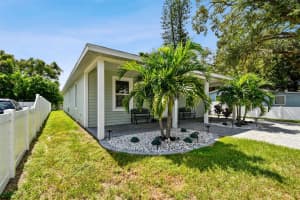 1114 7TH AVENUE, BRADENTON, FL 34208 Sold 02/20/25