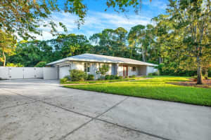 1493 89TH AVENUE, SAINT PETERSBURG, FL 33702 Sold 11/01/24