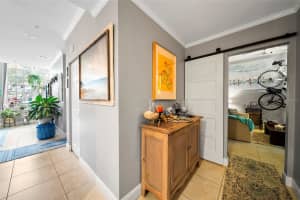 701 MIRROR LAKE DRIVE, SAINT PETERSBURG, FL 33701 Sold 12/02/24