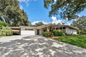 11102 CARROLLWOOD DRIVE, TAMPA, FL 33618 Sold 11/08/24