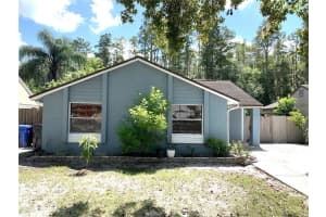 3275 FOX LAKE DRIVE, TAMPA, FL 33618 Sold 04/21/25