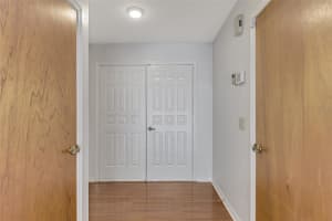 9093 CASTLEHILL AVENUE, ENGLEWOOD, FL 34224 Sold 11/15/24