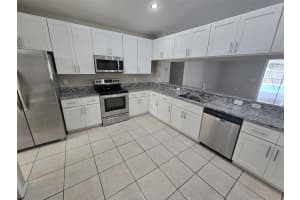 9232 HIDDEN WATER CIRCLE, RIVERVIEW, FL 33578 Sold 01/10/25