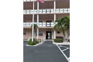 6025 SHORE BOULEVARD, GULFPORT, FL 33707 Sold 03/21/25